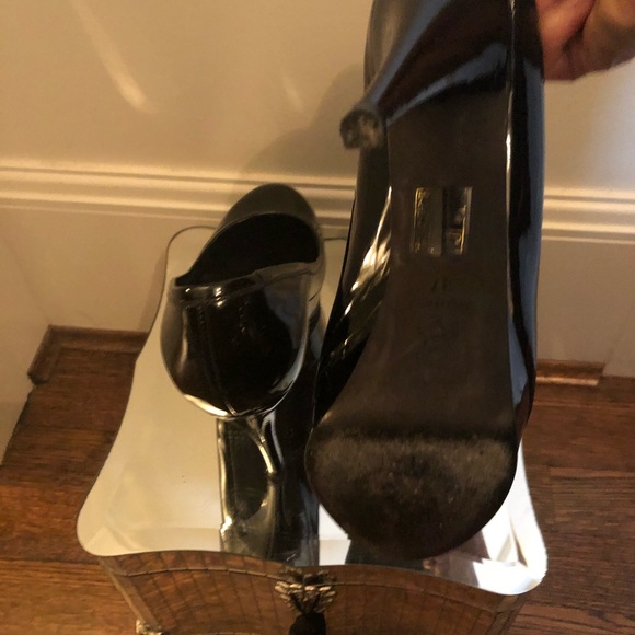 Alejandro Ingelmo Black Patent Pump Size 7 - Picture 3 of 5